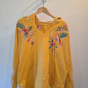 🌸 Johnny Was Isla Thermal Floral Embroidered Sweatshirt 🌸